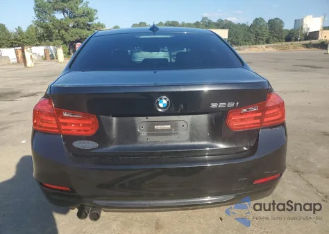 2013 BMW 328 I z USA, uszkodzony, nr VIN WBA3A5G56DNP23477